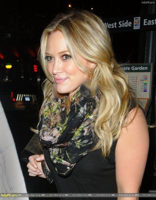Hilary Duff Goes to Britney Spears Concert